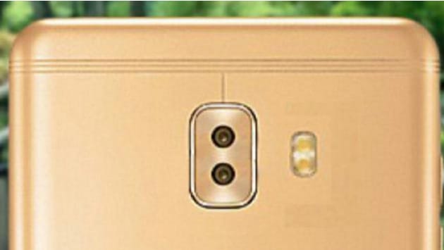 A Samsung is meglépte: dupla kamerával érkezhet az új okostelefonja
