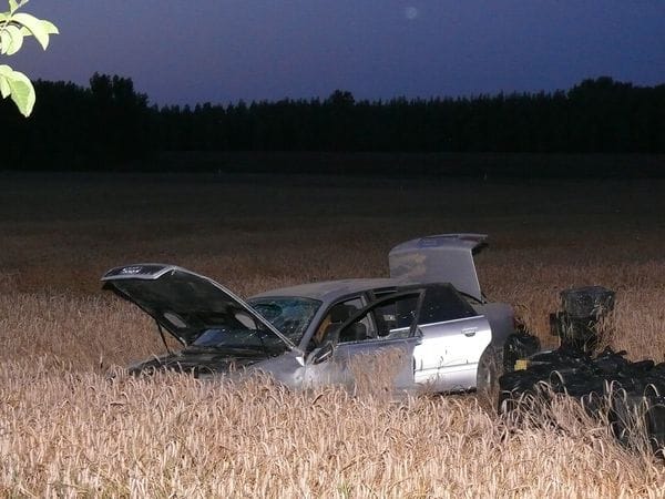 Megijedt a rendőröktől, gabonába hajtott az audis – fotó