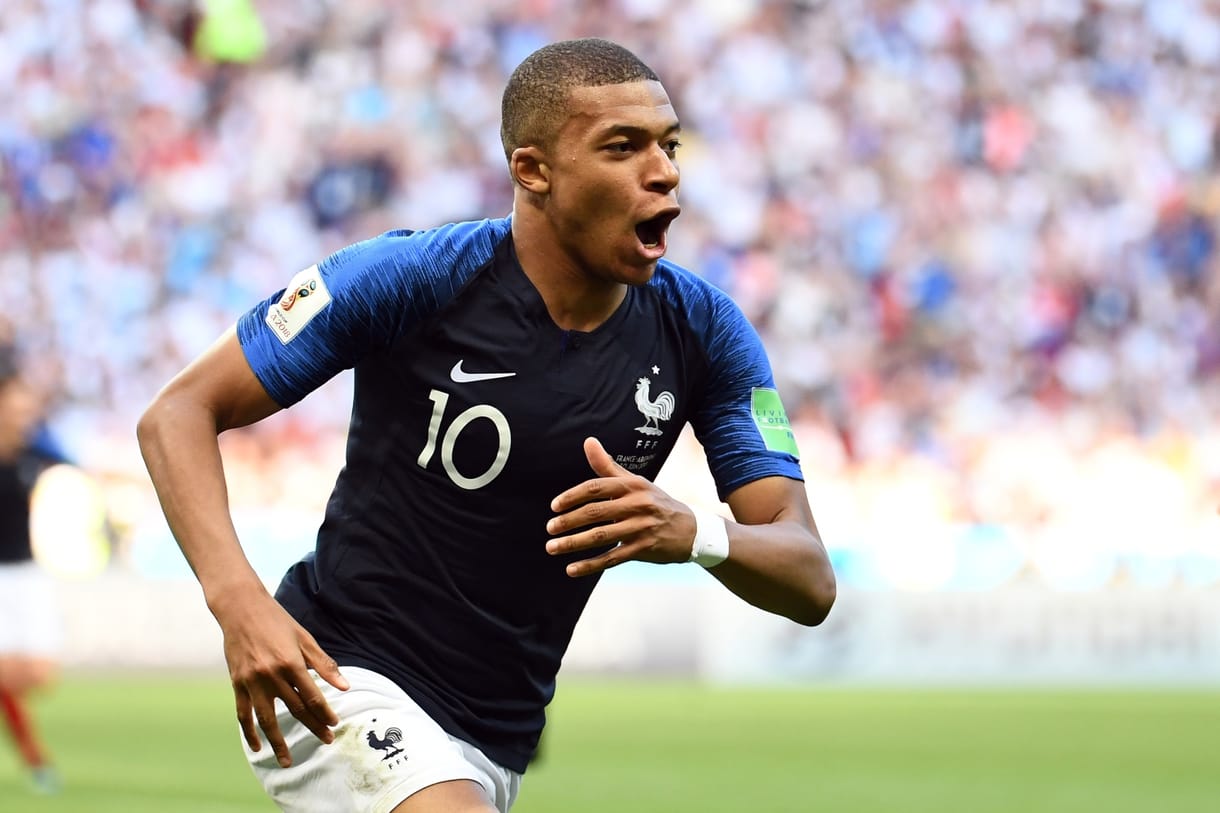 Mbappé átigazolását cáfolják, Ronaldo távozását nem
