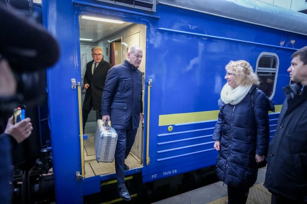 Kijevbe utazott Olaf Scholz német kancellár