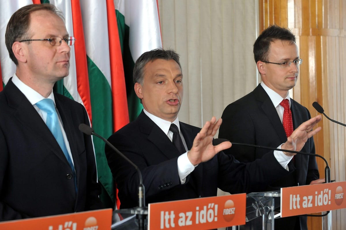 Navracsics elmondta, Orbán miért nem támogatja Junckert