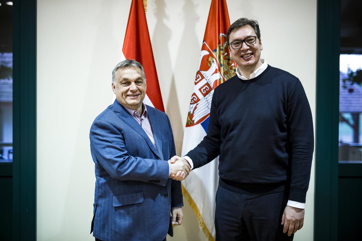 A szerb elnökkel vacsorázott Orbán Viktor