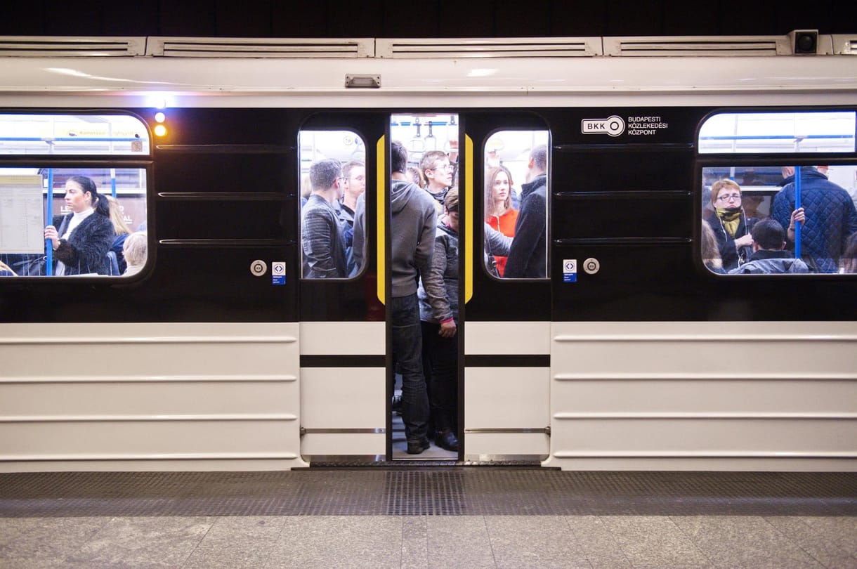 Népszava: Már a tervekben sem szerepel, hogy legyen légkondi a 3-as metrón