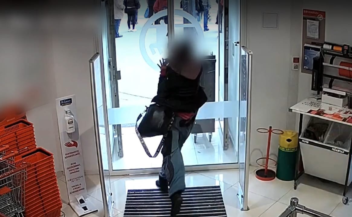 A fotocellás ajtó jelentette a végállomást a VII. kerületi rablónak - videó