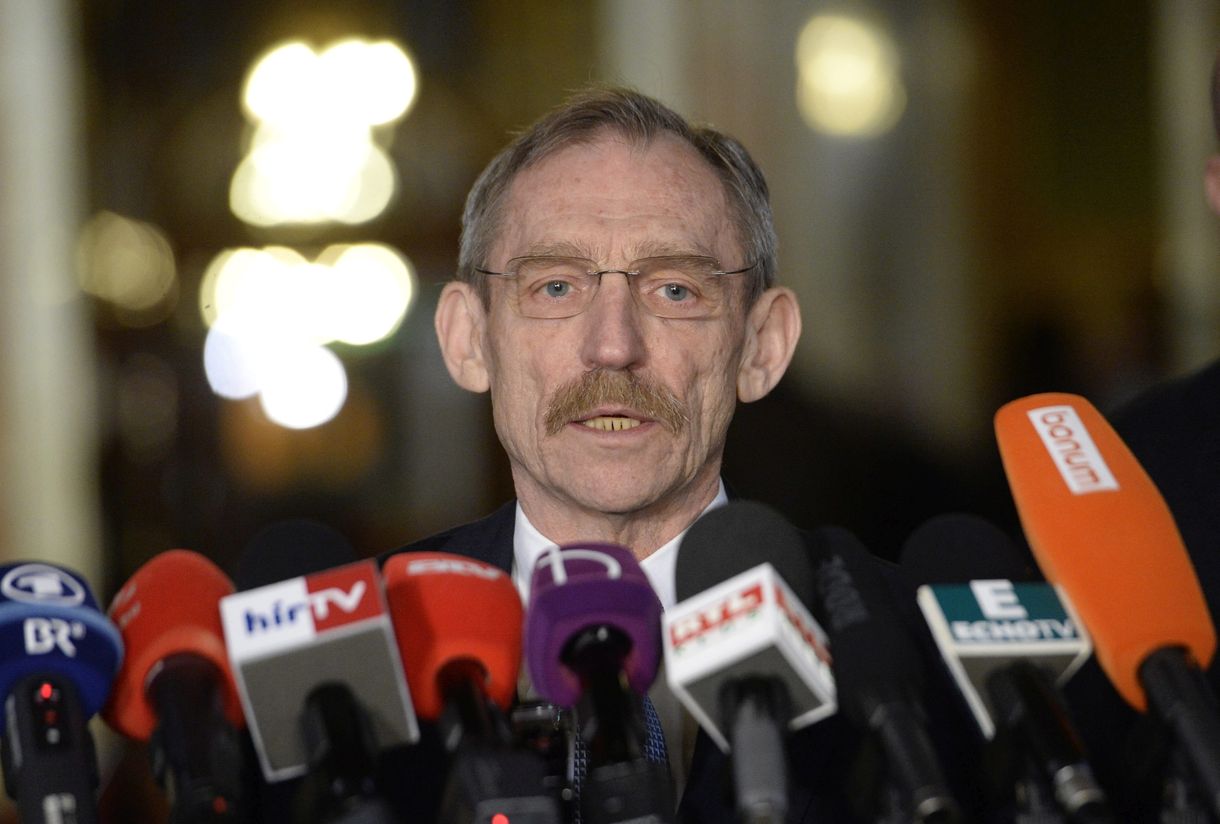 Merkelt bírálták, a népszavazást támogatják a polgármesterek