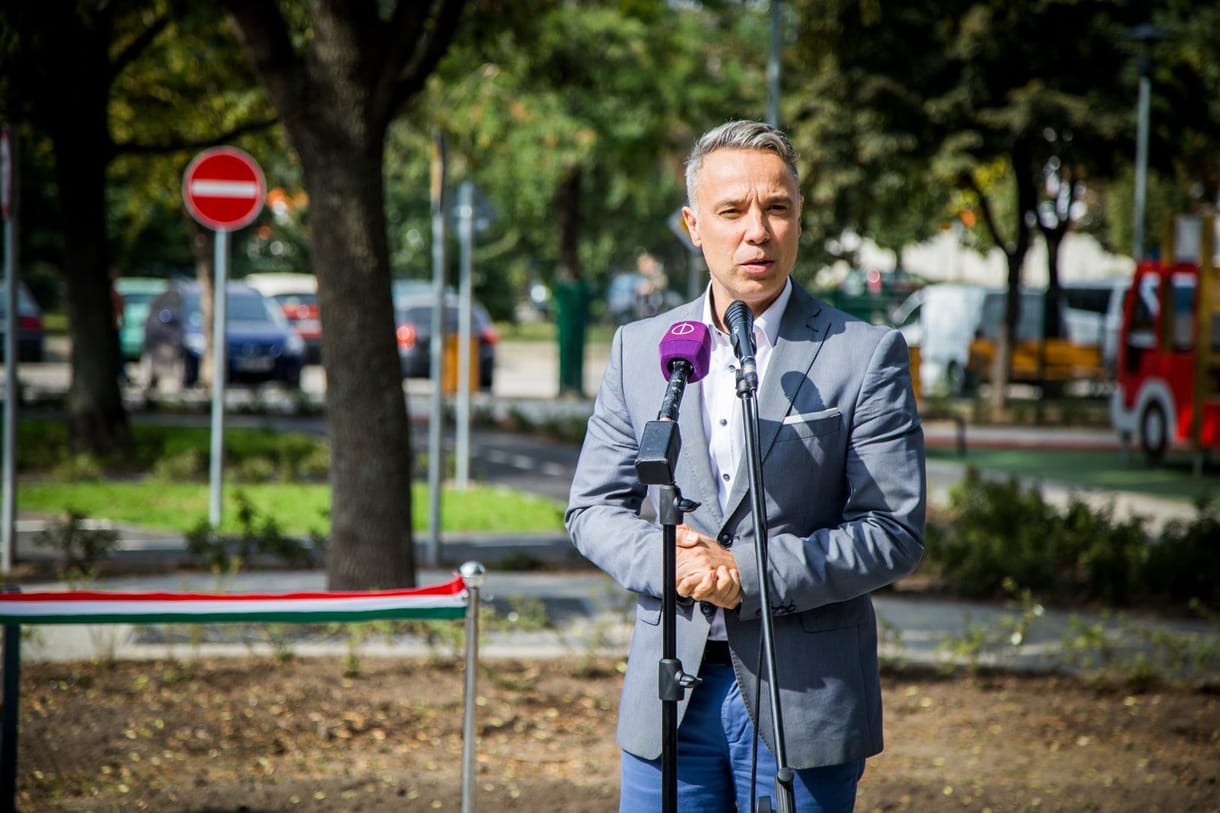 Visszavonatná Gajda Péter fővárosi kinevezését a Momentum