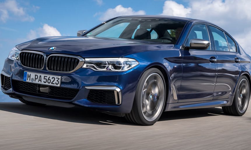 Újítanak a bajorok: erősebb az új BMW M550i, nagyobb aksis a hibrid 530e