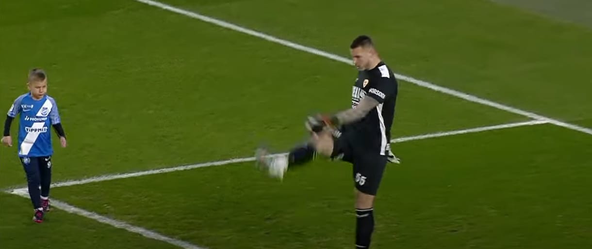 Elege lett a szurkolói kezdőrúgásokból az MLSZ-nek