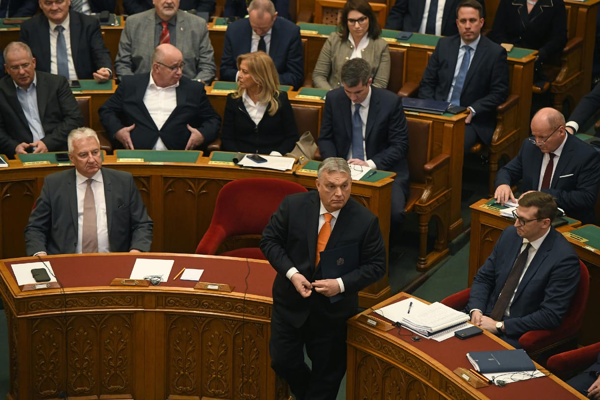 Sulyok-ügy és orosz hackertámadás: Ma estére összerántotta Kövér a házbizottság soron kívüli ülését, pénteken este lesz a rendkívüli parlament 