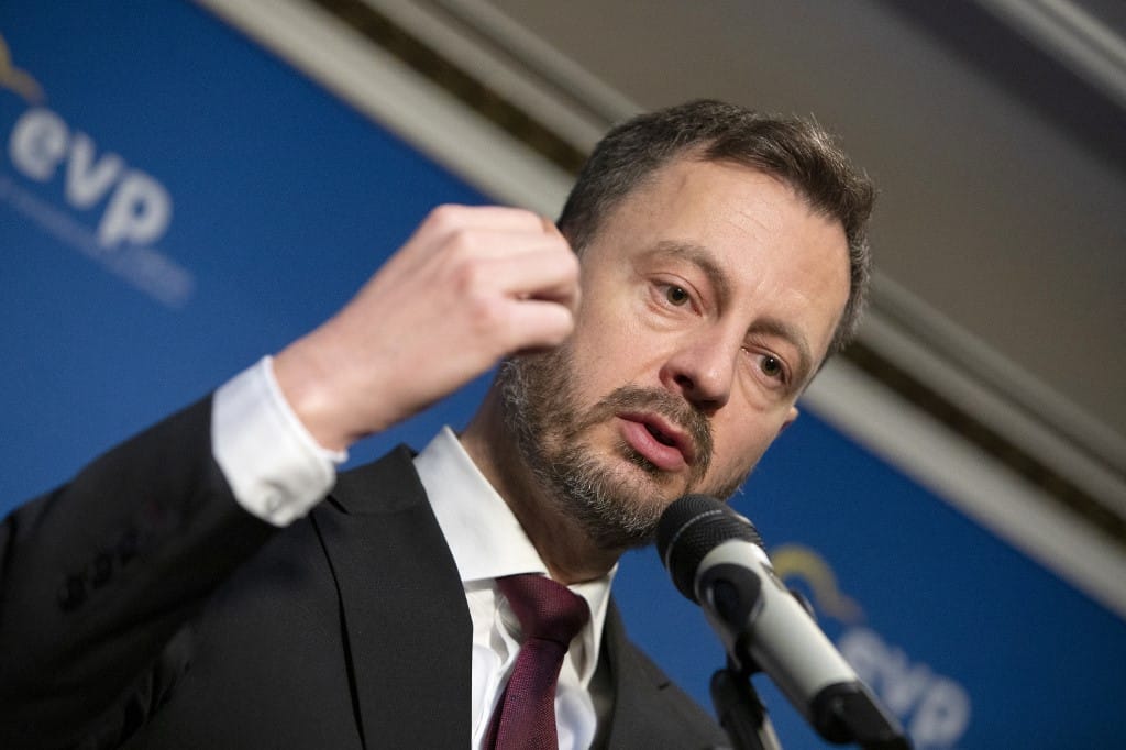 Felmentését kérte a megbízott szlovák miniszterelnök