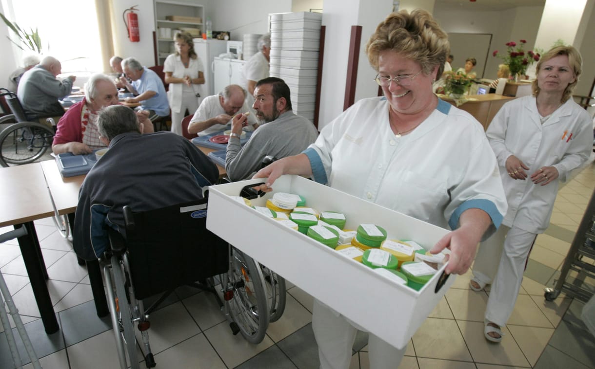 Évi 200 milliárdos piacot nyerhet a kormánytól a kórházi patikák új tulajdonosa 