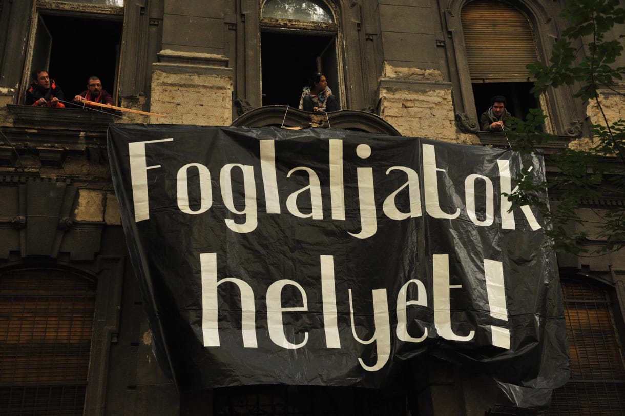 Elfoglalt egy Benczúr utcai házat a Város Mindenkié - fotók