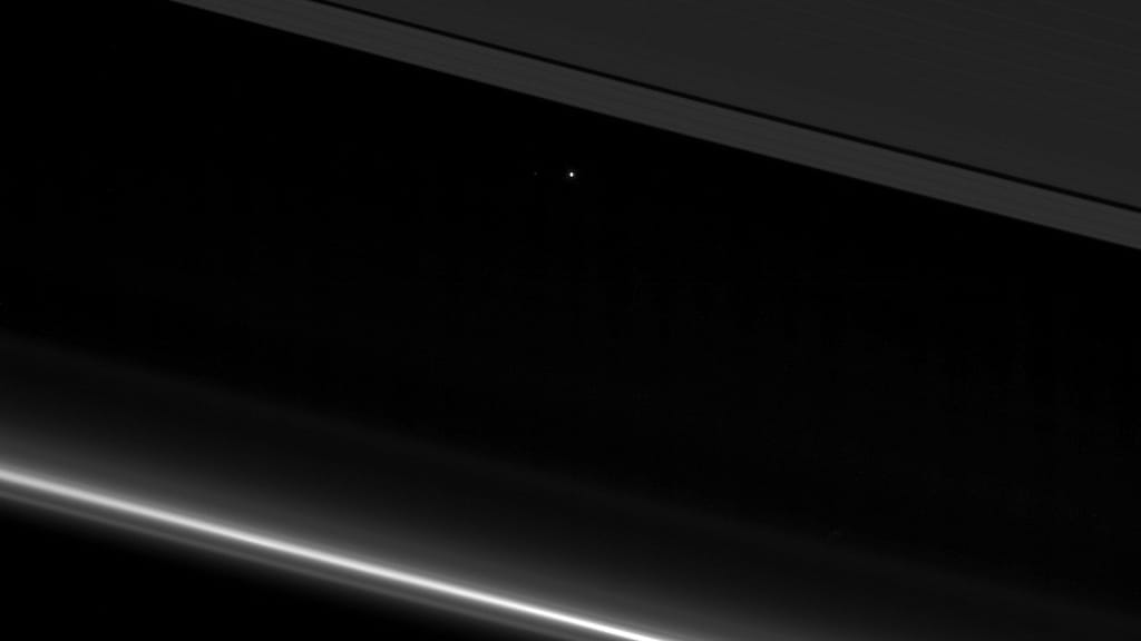 Így néz ki a Föld 1 400 000 000 km-es távolságból