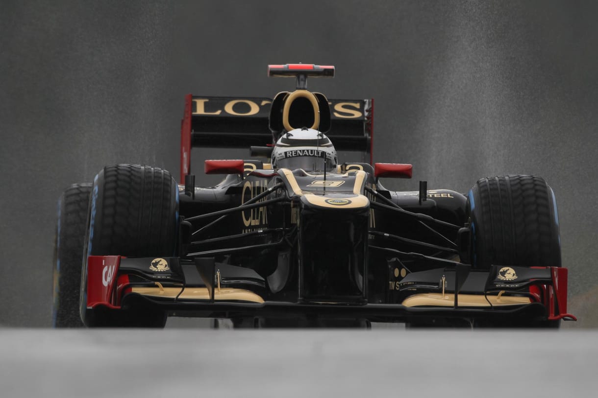 Räikkönen profitál Maldonado büntetéséből Spában