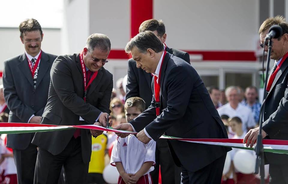 Újabb érdekes fotóalbum jelent meg Orbán Facebook-oldalán
