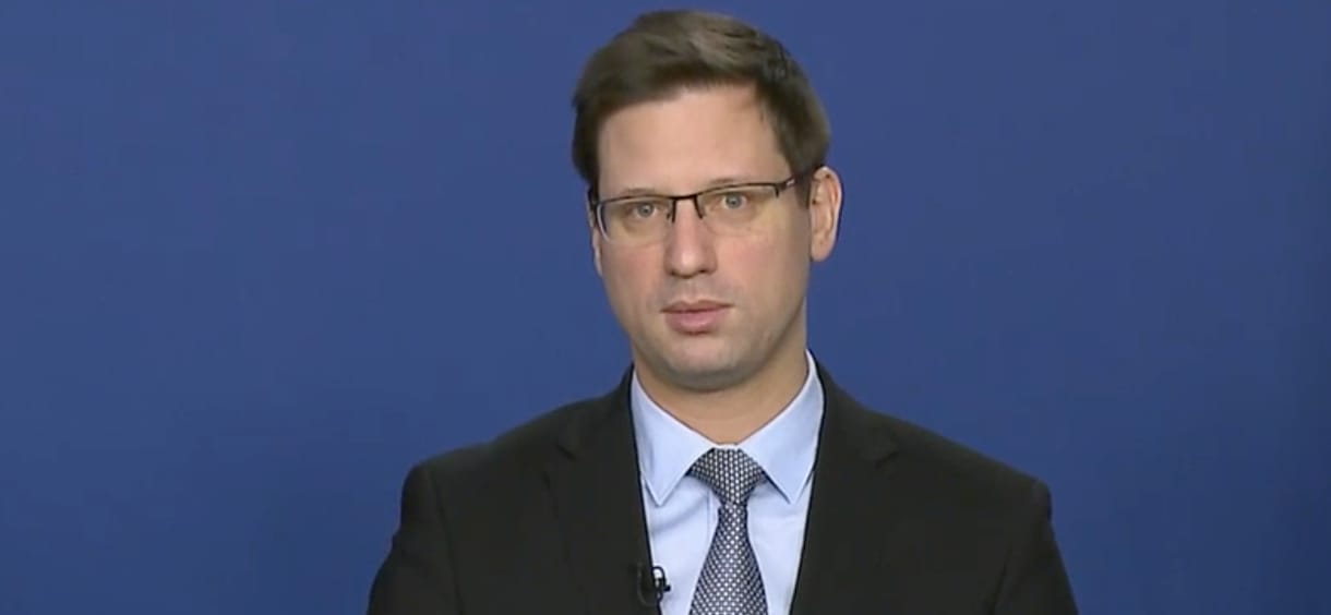 Gulyás: Már hétfő éjfélkor életbe léphet a koronavírus-törvény