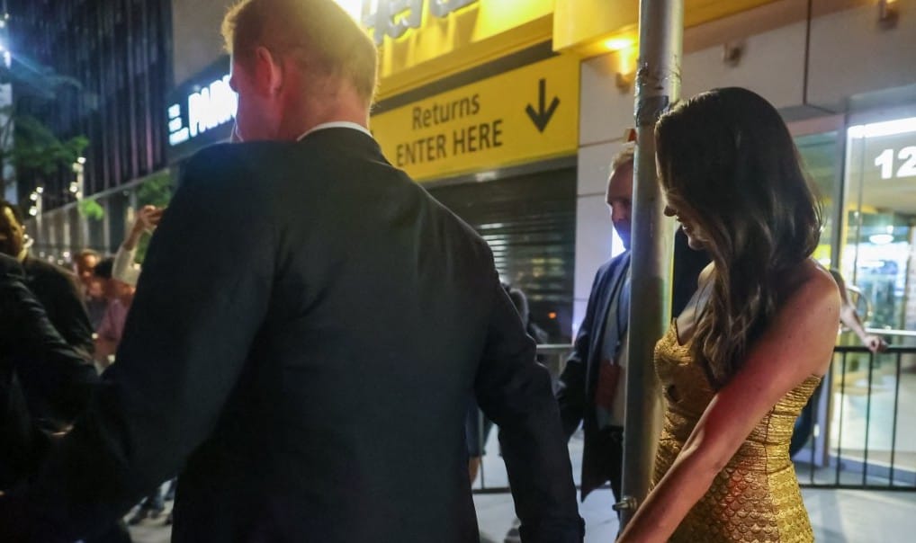 „Majdnem katasztrofális” autós üldözésbe keveredett Harry herceg és Meghan Markle