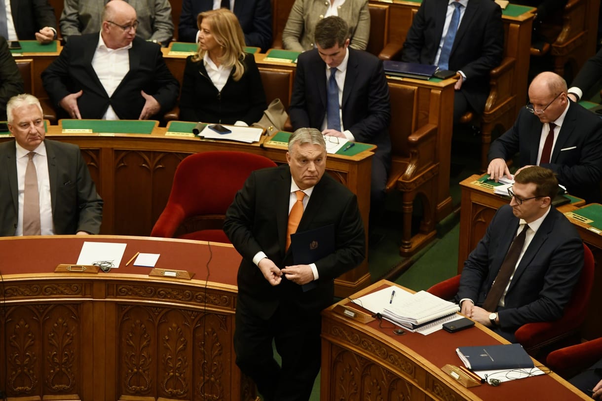 Megválasztották Sulyok Tamást államfőnek és megszavazta a parlament a svéd NATO-csatlakozást is