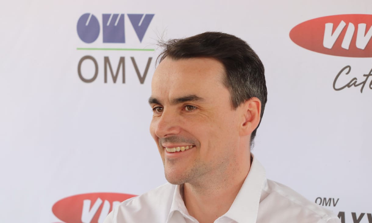 Olyan ez, mint 250-nél sakkozni – Michelisz 700 lóerős villanyautóval kezd versenyezni