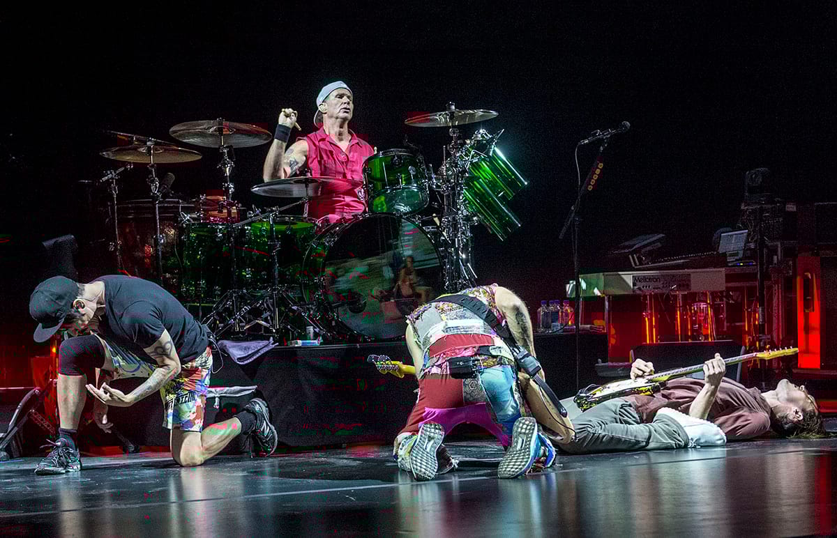 A Red Hot Chili Peppers 140 millió dollárért adja el dalainak jogait