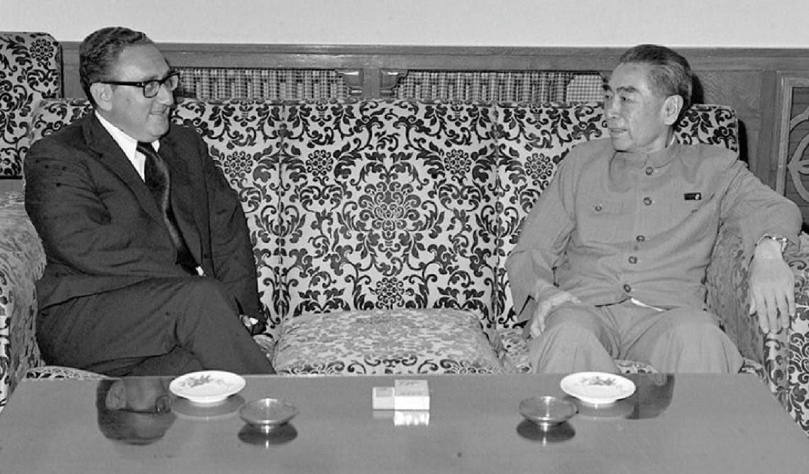 Gyomorrontást színlelt, hogy titokban Pekingbe mehessen megváltoztatni a történelmet - 100 éves Henry Kissinger