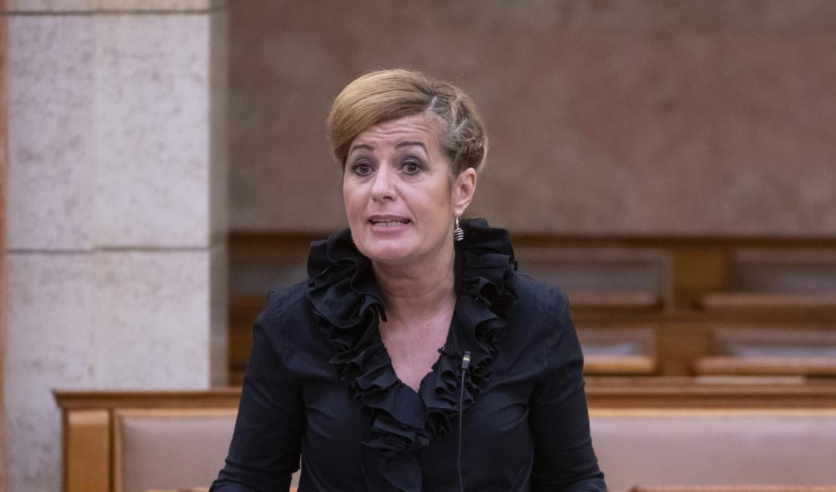 Bangóné: Az utolsó pillanatban kapták meg a módosító javaslatot az orvosok béremeléséről