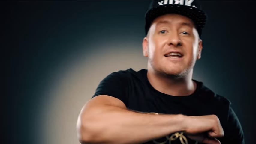 „Akik a bajnoki lángnak az őrzői, az öt karikának a körzői” – debütált Deniz olimpiai dala