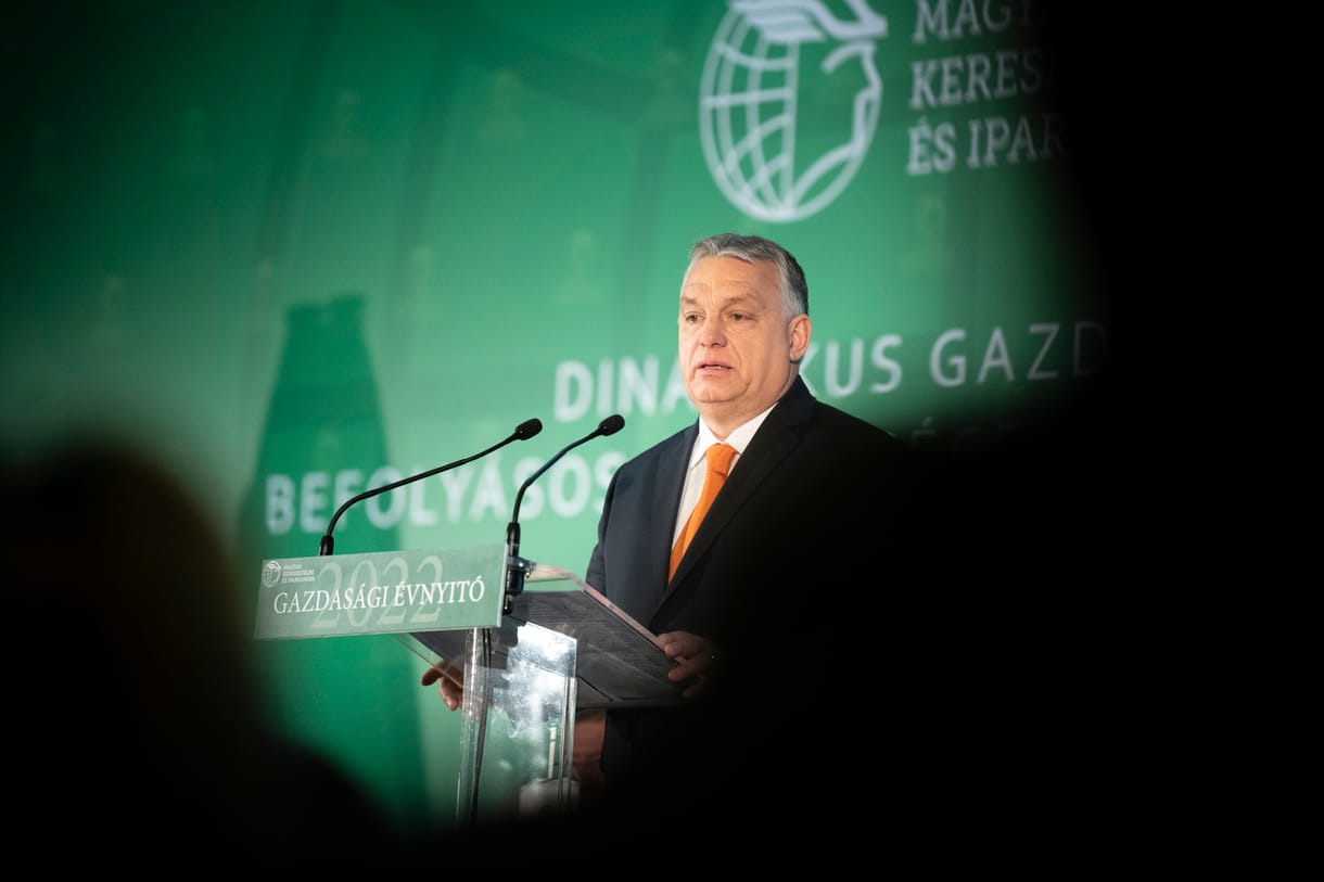 Orbán keveri a szezont a fazonnal az uniós támogatások ügyében