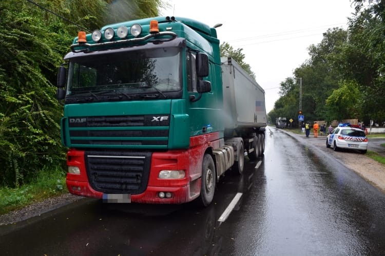 Kamion gázolt halálra egy idős férfit Solton