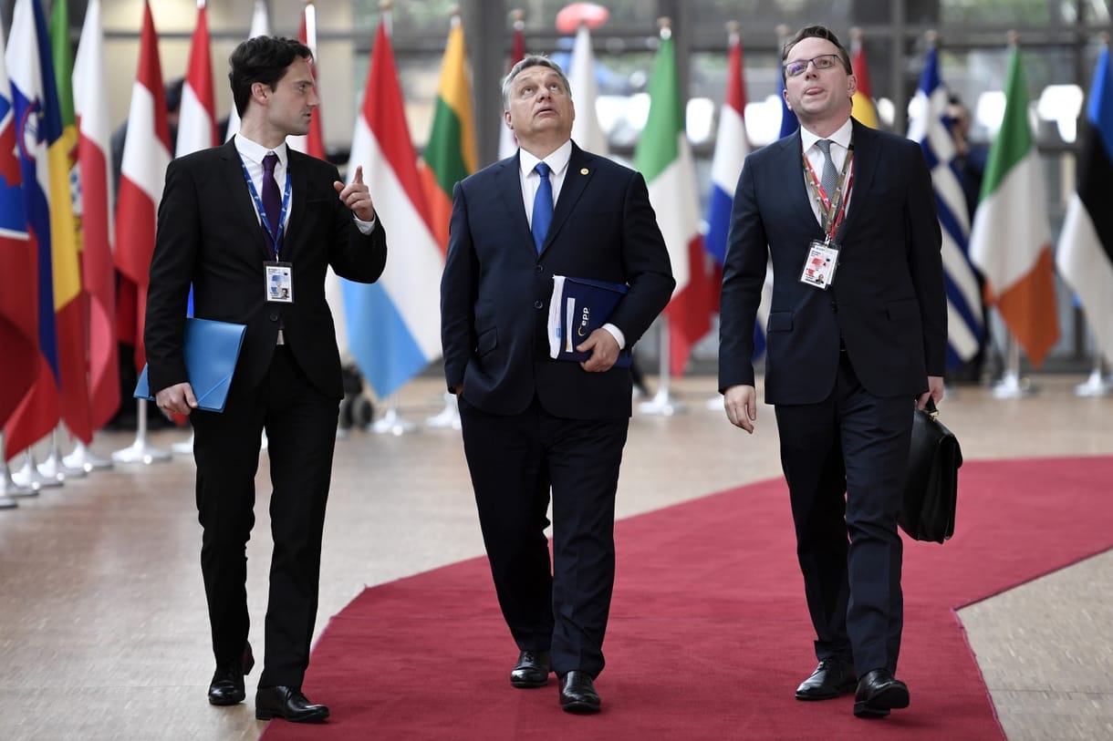 Diadalmas Talleyrand-ként ünnepli Orbánt a lengyel sajtó 