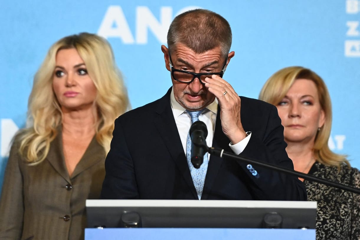 Babis bejelentette, hogy ellenzékbe vonul