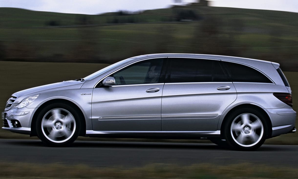 7 személyes AMG 510 lovas szívó V8-assal? Igen, létezik