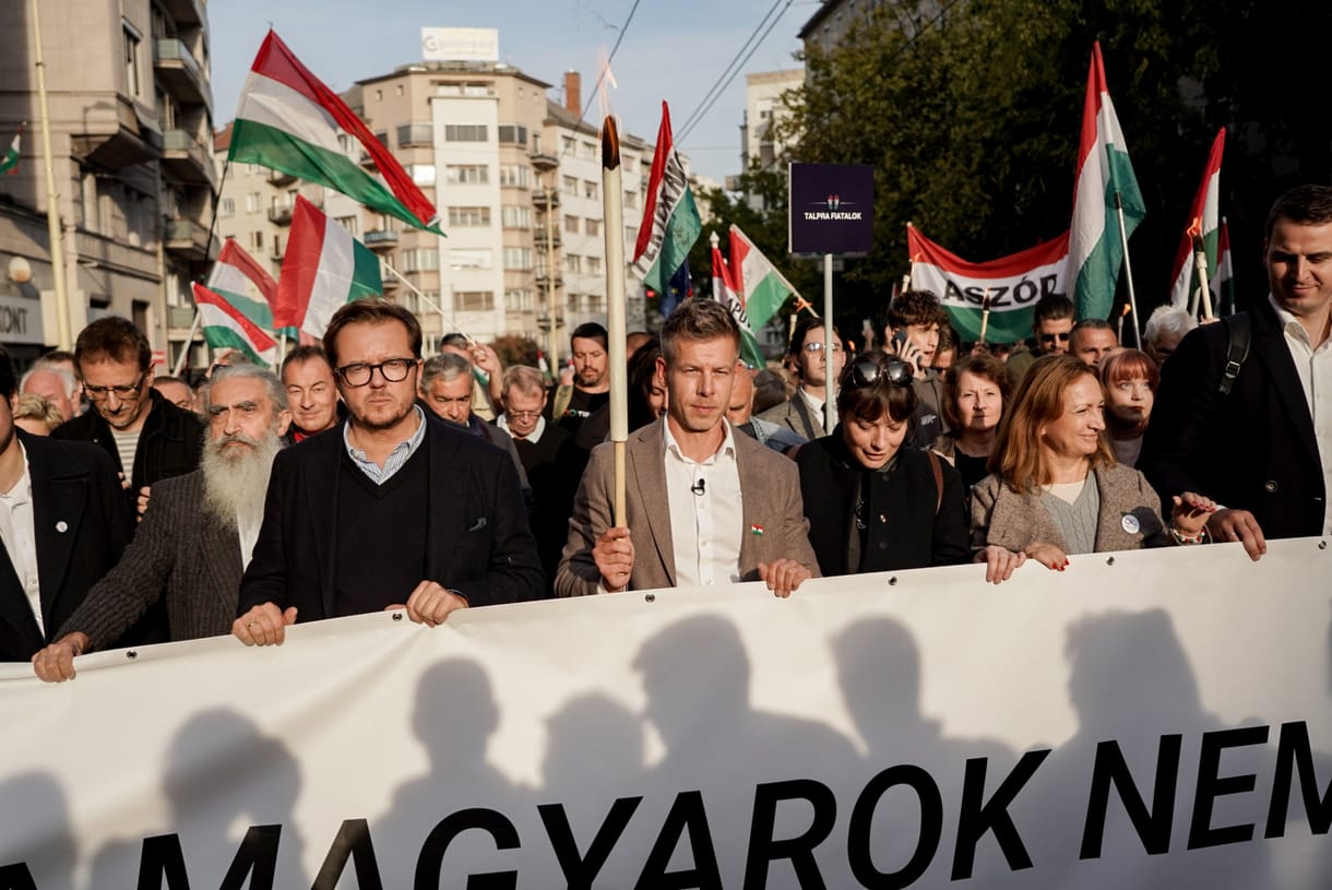 Magyar Péter arról, hogy Orbán szerint el kellene tűnnie a közéletből: Jegyezzen meg két számot, Tisza 51 százalék, Fidesz 37 százalék