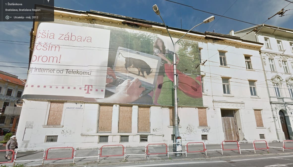 Titkosították, hogy házat vesz a kormány Pozsonyban