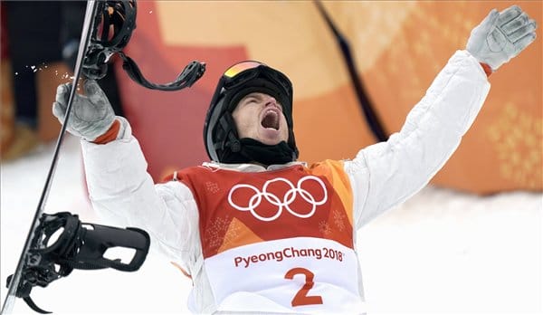 Történelmet írt az olimpián, csak épp szexuális zaklatással vádolták