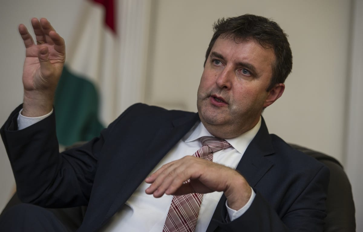 Palkovics kirúgatná az osztályzást megtagadó zuglói tanárnőt