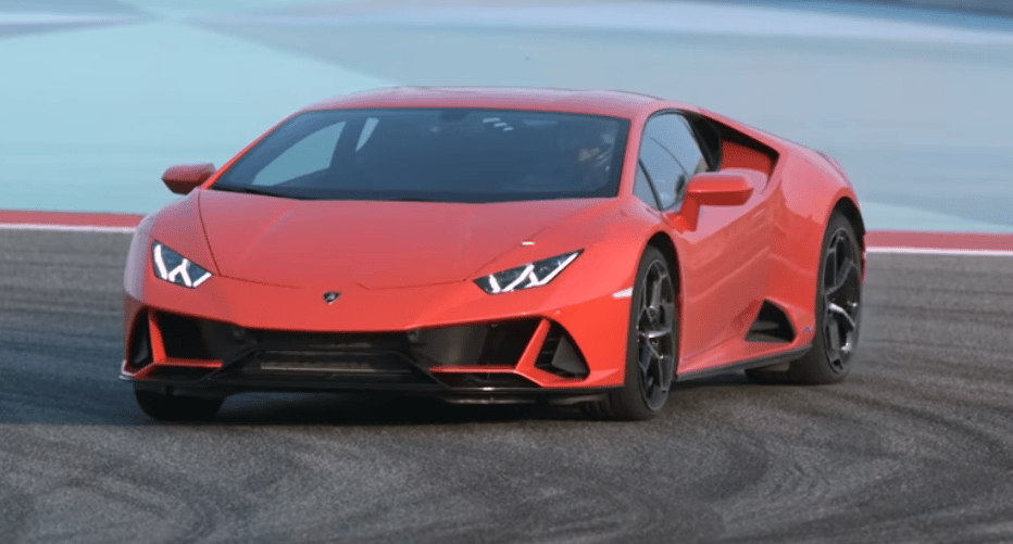 Megmutatták a technológiát, miért tud driftelni egy Lamborghini is – videó