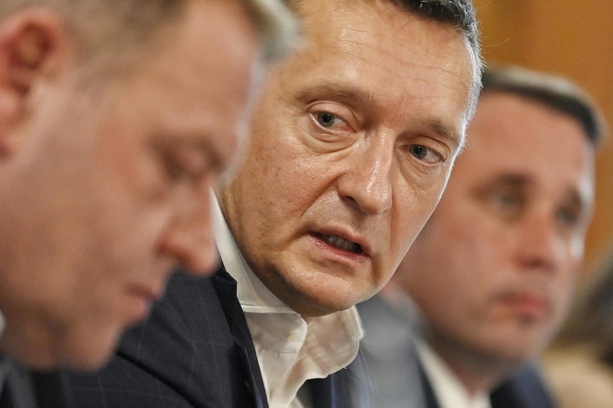 Érdemes jól meggondolni, akar-e valaki digitális állampolgár lenni úgy, ahogy Rogán Antal ajánlja