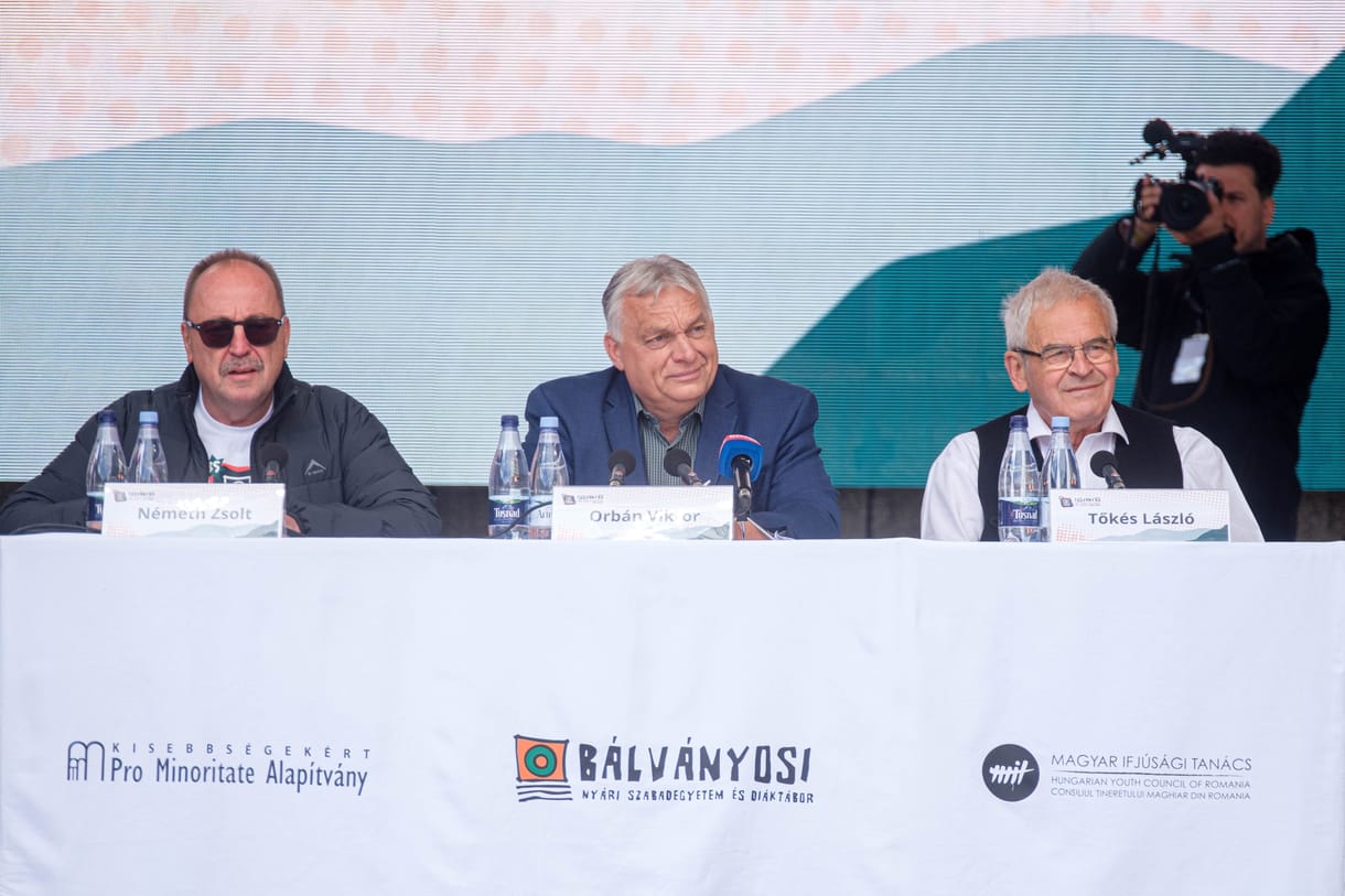 „A rossz vicc valósággá vált – Orbán Viktor élőben…”
