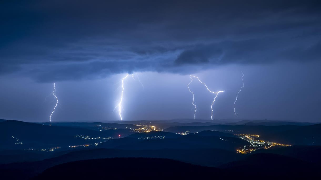 Délelőtt lehet még vihar, utána napokig marad a jó idő