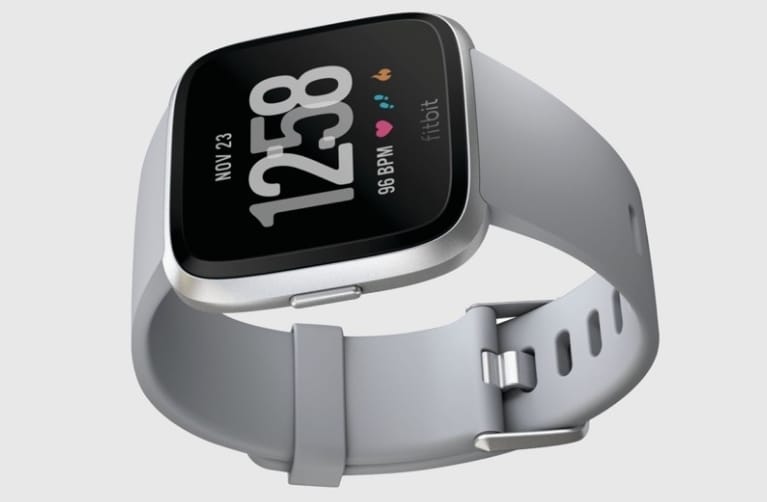 Kiszivárgott: kifejezetten nőknek készít okosórát a Fitbit