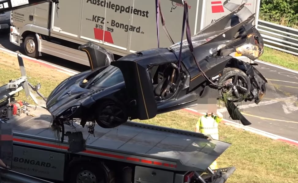 Megvan, mi okozta a Köenigsegg One:1 durva balesetét