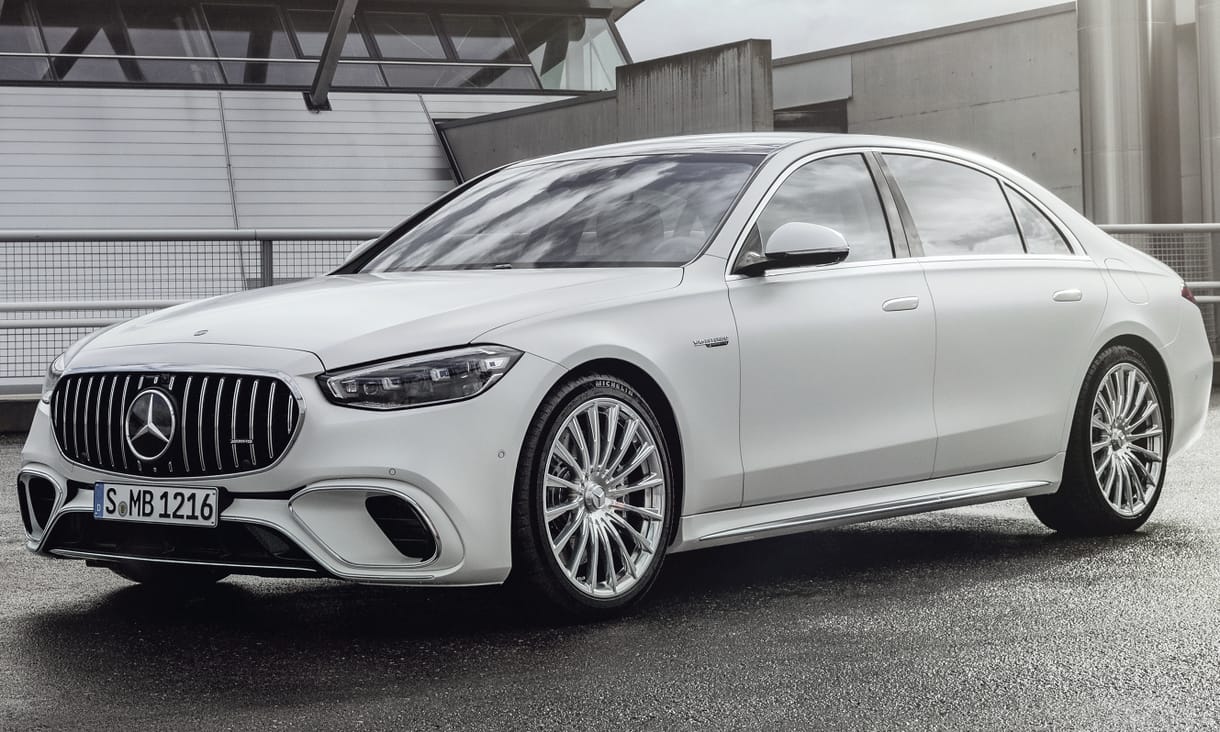 Így hasít az autópályán a valaha készült legerősebb Mercedes S-osztály – videó