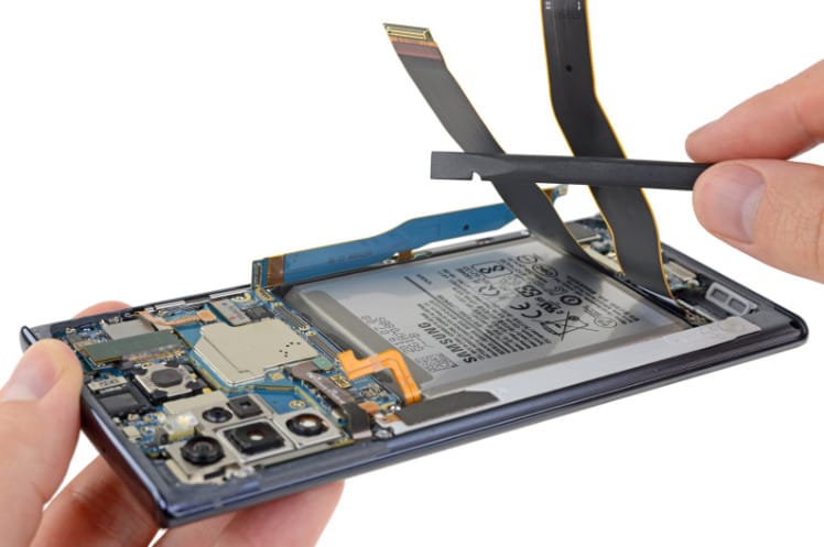 Szétszedték a Samsung Note10+-t, és kiderült, pontosan mi van benne