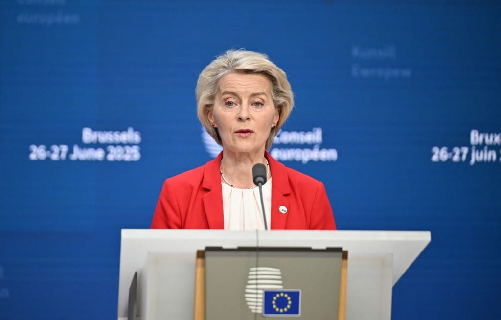 A vámháború atombombája vagy üres fenyegetés az USA nélküli új WTO, amit az EU belengetett?