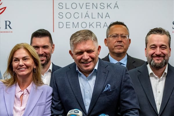 Eldőlt, hogyan áll fel az új szlovák kormány, a jelek szerint Fico lesz a miniszterelnök