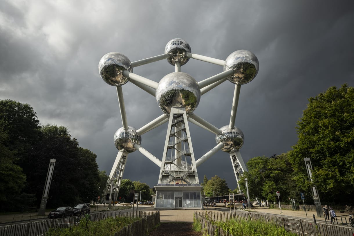 Szeretettel Brüsszelből: az Atomium hosszú árnyéka