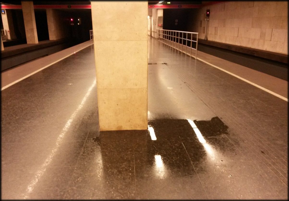 Vizsgálatot követel a 2-es metró szerelvényei ügyében a DK