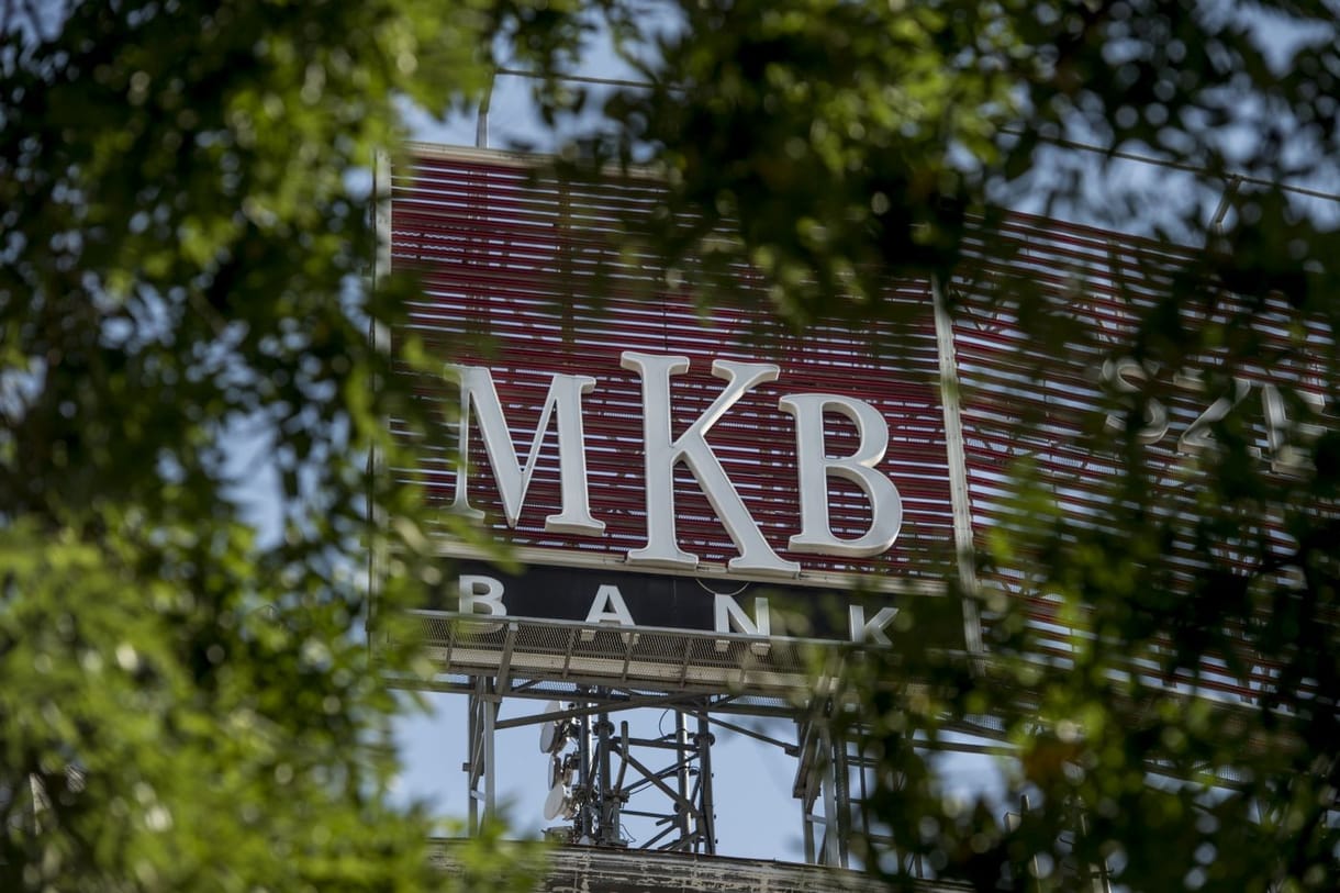 Rejtélyes tulajdonos vette át Szíjj László részvénycsomagját az MKB-ban
