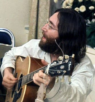 Amit csak kevesen tudhattak John Lennonról - özvegye cáfol